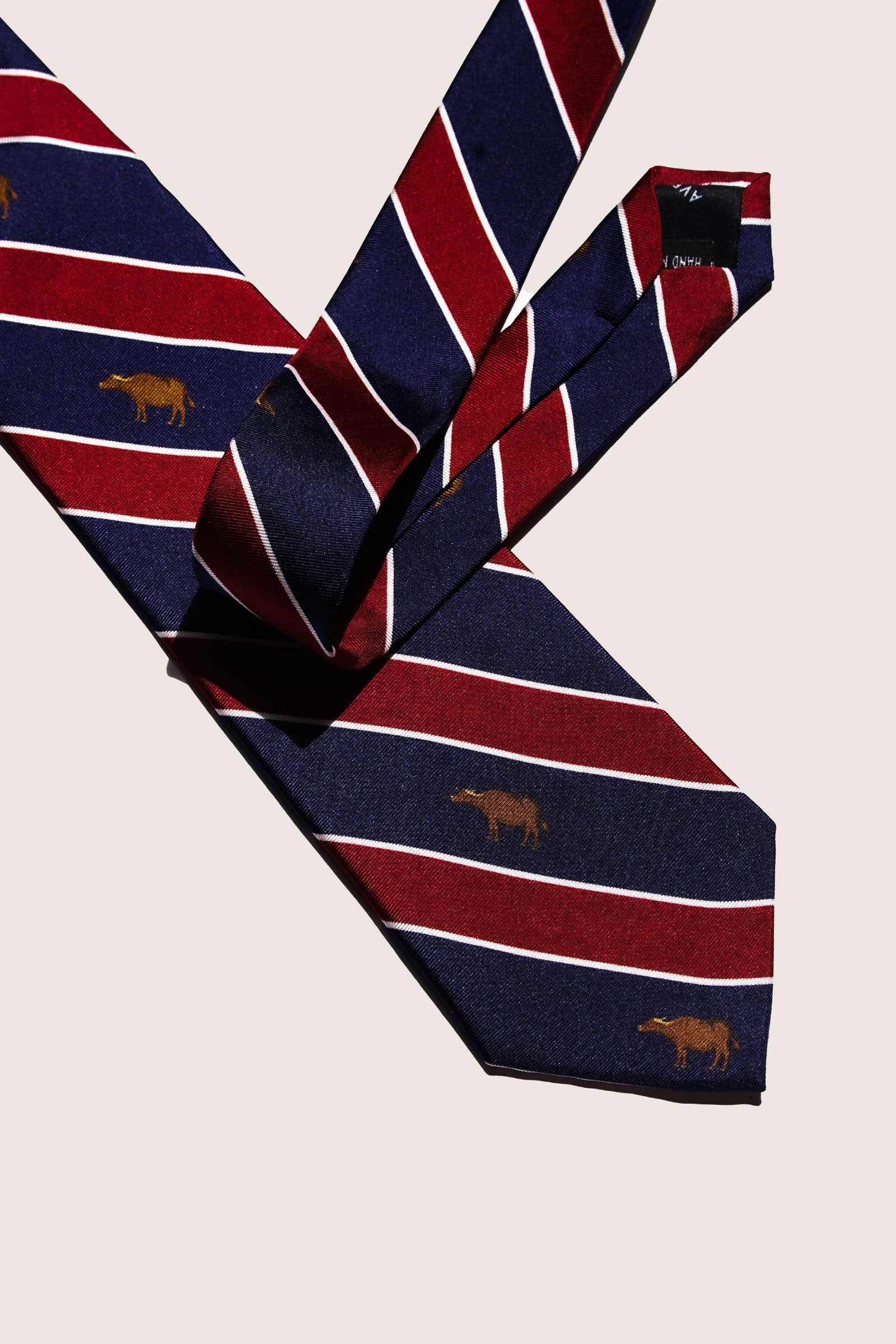 Tamaraw Set - Necktie and Pocket Square